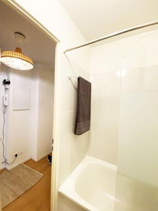 L'Hermes - Wifi - Parking - Netflix Villeurbanne Extérieur photo